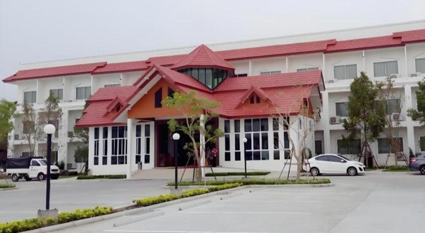Silayok Grand Hotel Tak Exterior photo